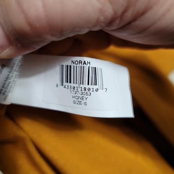 Dress the Population Norah Dress in Honey Small Long Sleeve Plunge Bodycon - Picture 9 of 12